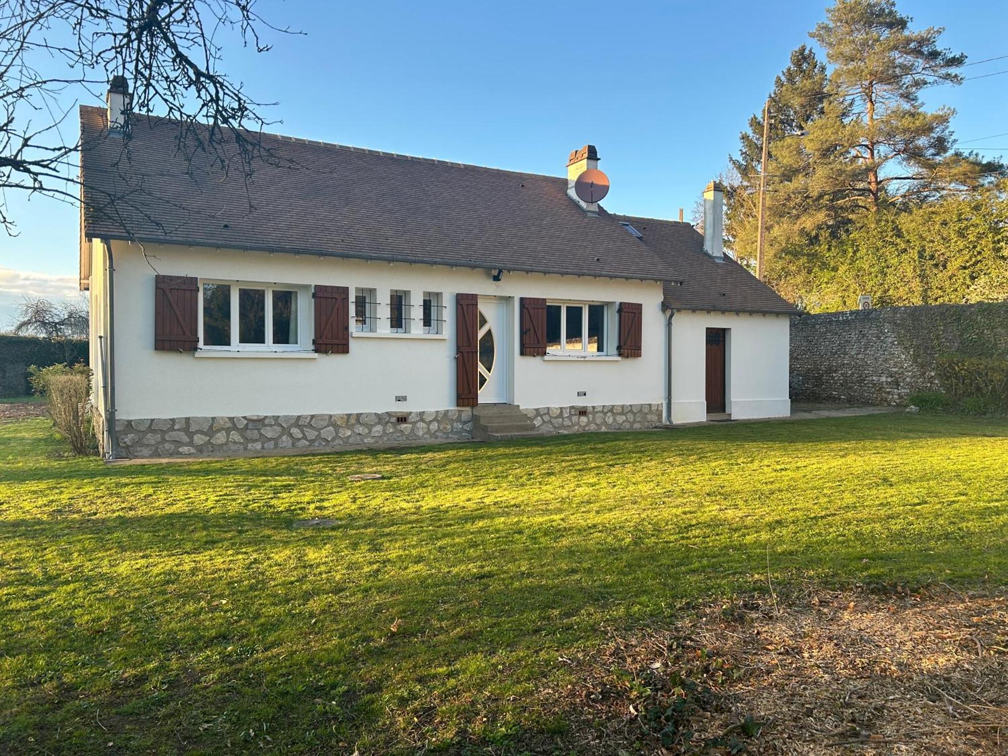 Maison Au Calme Avec Riviere A Cote De Chartres Saint-Prest Habitación foto